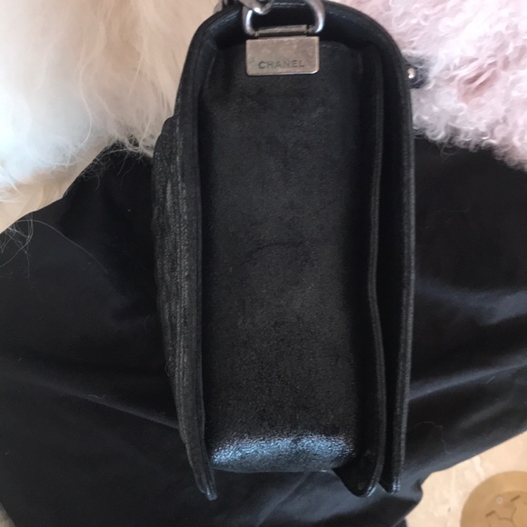 SOLD. SOLD.  SOLD. SOLD🌹CHANEL BOY CROSSBODY🌹 - Picture 8 of 9